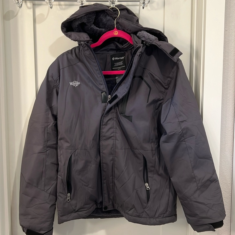 Boys’ winter waterproof ski jacket with hood